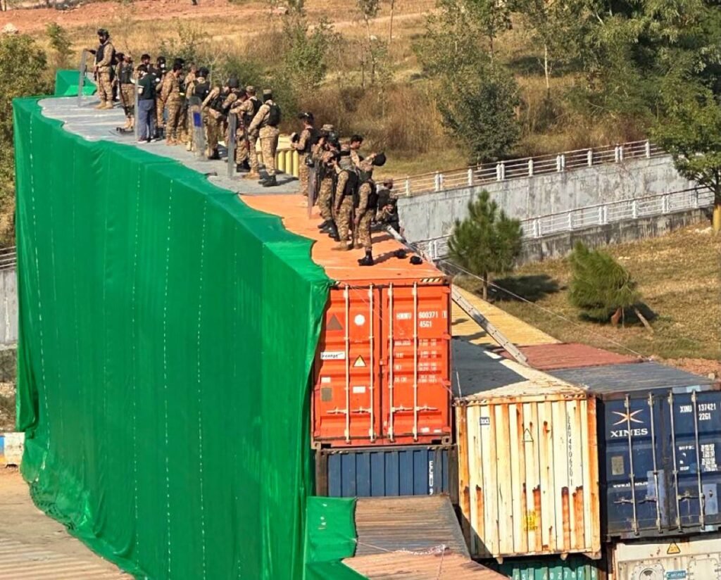 PTI protesters reached D Chowk and hugged the army on the container.