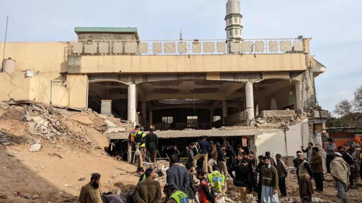Policeman Arrested for Bringing Suicide Bomber to Peshawar Police Line Mosque